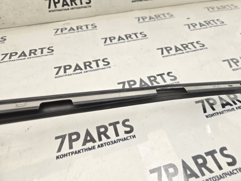 Молдинг лобового стекла TOYOTA CROWN JZS171 1JZFSE 2002 передний правый (б/у) Молдинг лобового стекла TOYOTA CROWN JZS171 1JZFSE 2002 передний правый (б/у)