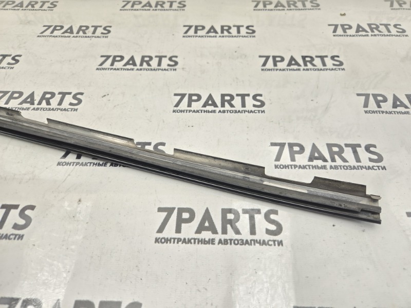 Молдинг лобового стекла TOYOTA CROWN JZS171 1JZFSE 2002 передний правый (б/у) Молдинг лобового стекла TOYOTA CROWN JZS171 1JZFSE 2002 передний правый (б/у)