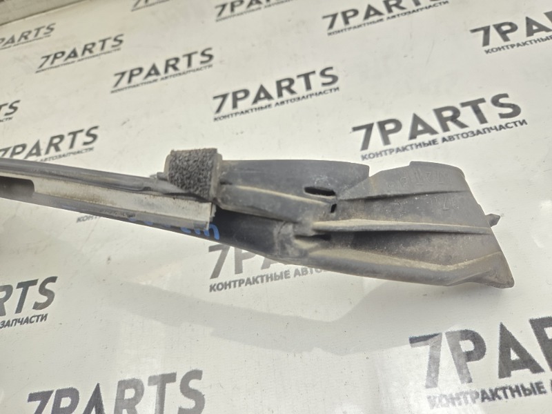 Молдинг лобового стекла TOYOTA CROWN JZS171 1JZFSE 2002 передний левый (б/у) Молдинг лобового стекла TOYOTA CROWN JZS171 1JZFSE 2002 передний левый (б/у)