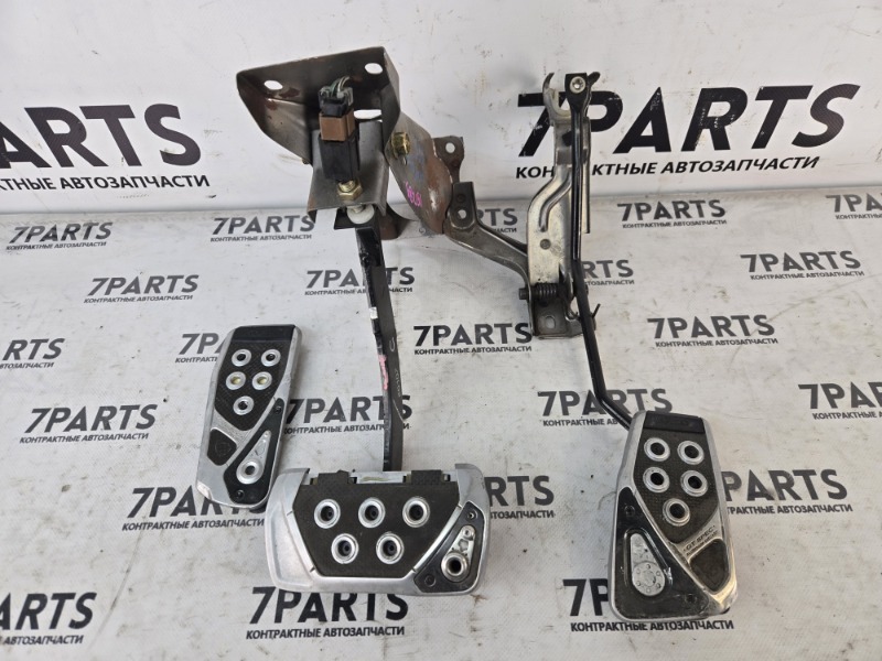 Педаль тормоза SUBARU LEGACY BG5 EJ20DDADHE 1998 (б/у)