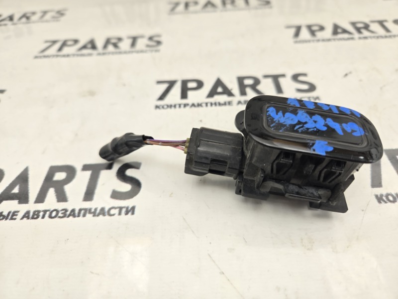 Датчик парковки LEXUS GS350 GRS191 передний (б/у)