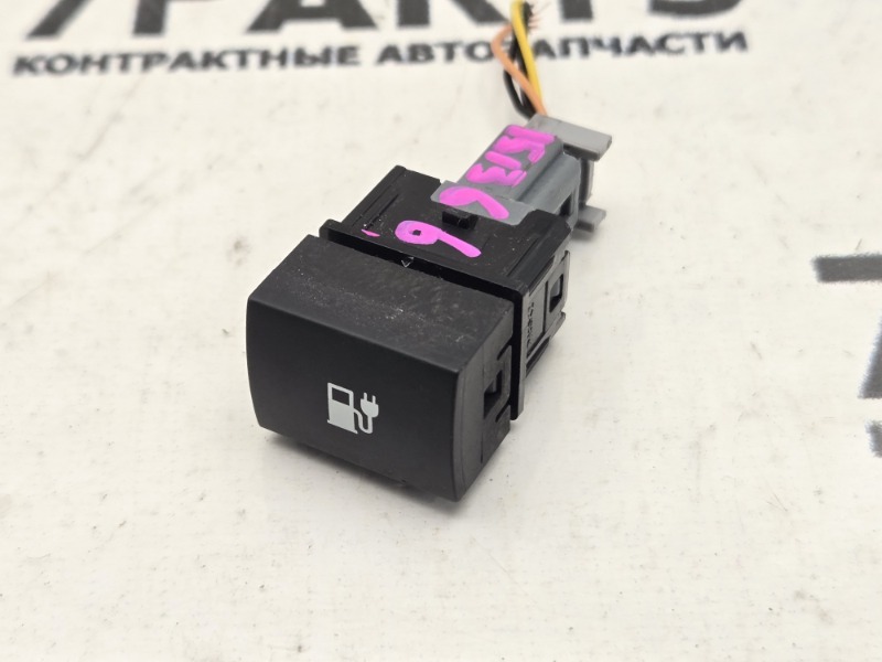 Кнопка NISSAN LEAF ZE1 (б/у)