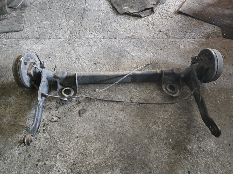 Балка подвески MAZDA MPV LWEW FS 1999 задняя (б/у)