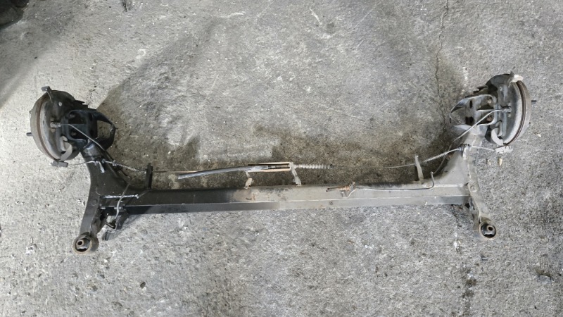 Балка подвески MAZDA DEMIO DW3W B3 1997 задняя (б/у)