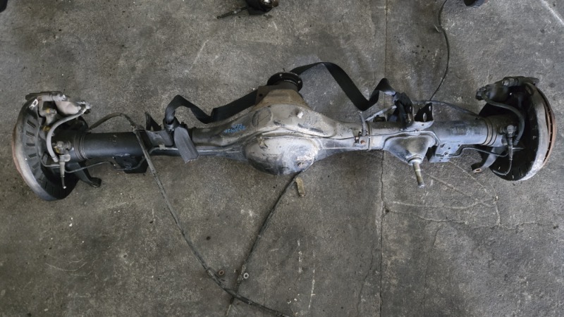 Мост MAZDA BONGO FRIENDEE SG5W J5 2002 задний (б/у)