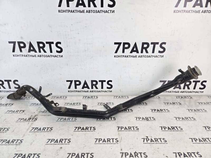 Горловина топливного бака MITSUBISHI PAJERO V65W 6G74 2003 (б/у)