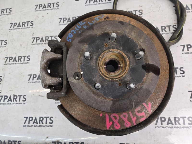 Ступица TOYOTA ESTIMA AHR20 2AZFXE 2013 задняя правая (б/у)