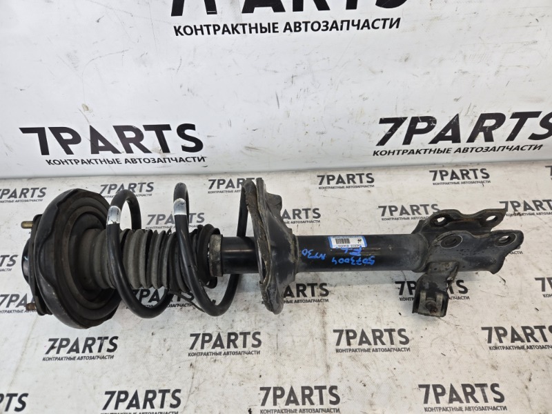 Стойка NISSAN X-TRAIL NT30 QR20DE 2004 передняя левая (б/у)