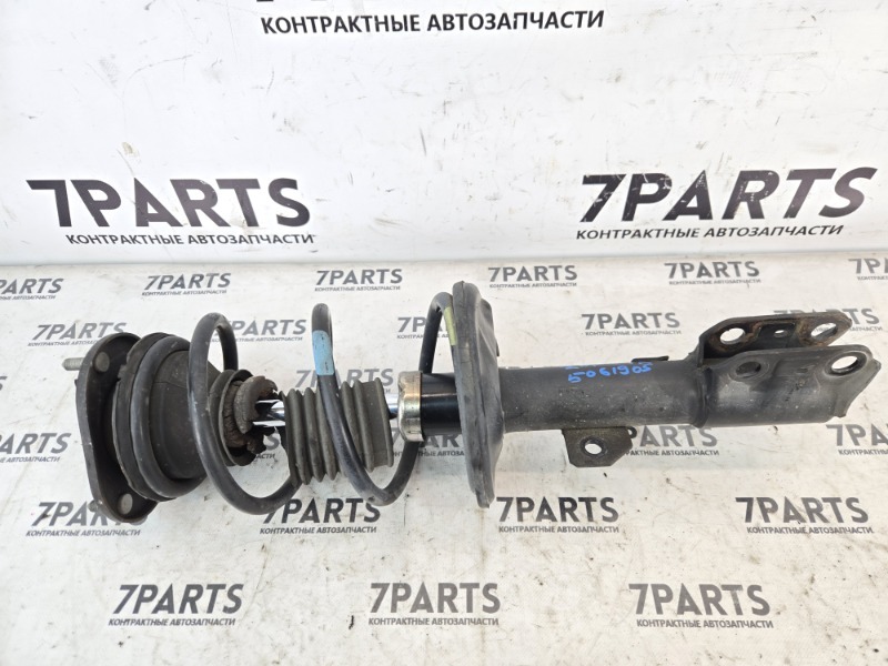 Стойка TOYOTA ISIS ZNM10 1ZZFE 2008 передняя правая (б/у)