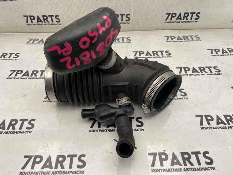 Патрубок воздушн.фильтра NISSAN FUGA PY50 VQ35HR 2008 левый (б/у)