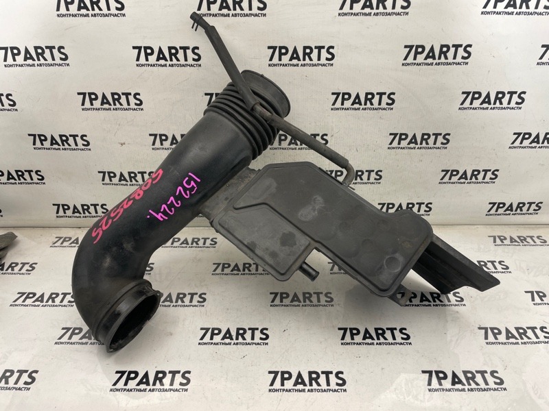 Патрубок воздушн.фильтра TOYOTA CELSIOR UCF31 3UZFE 2004 (б/у)