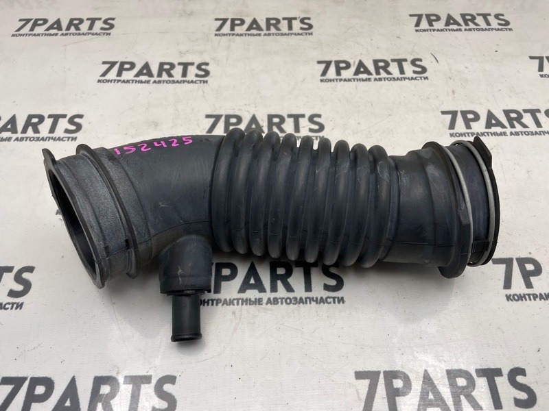 Патрубок воздушн.фильтра TOYOTA PREMIO ZRT260 2ZRFAE 2011 (б/у)