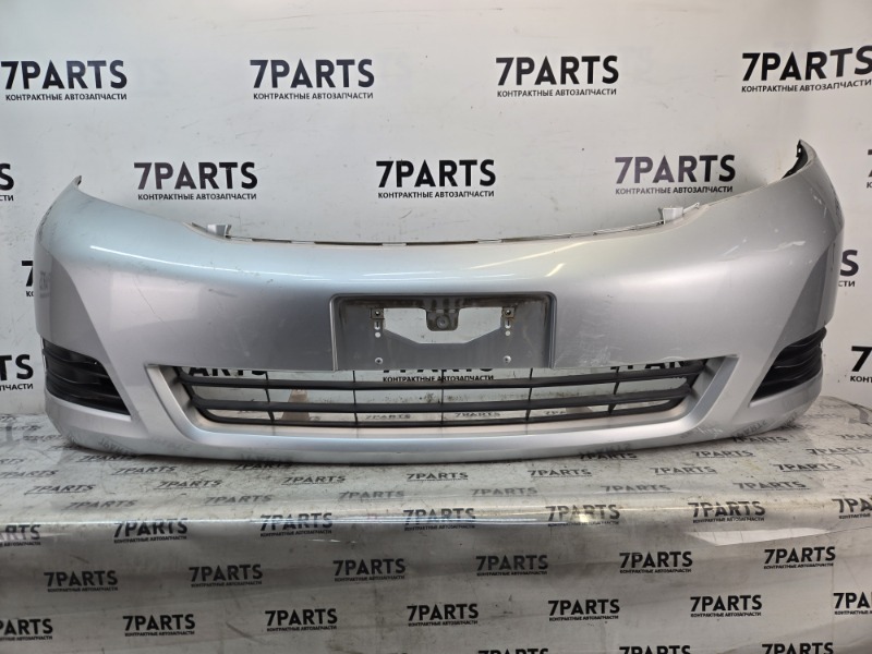 Бампер TOYOTA ISIS ZNM10 передний (б/у)
