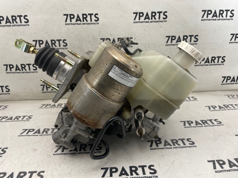 Главный тормозной цилиндр MITSUBISHI PAJERO V65W 6G74 2003 (б/у)