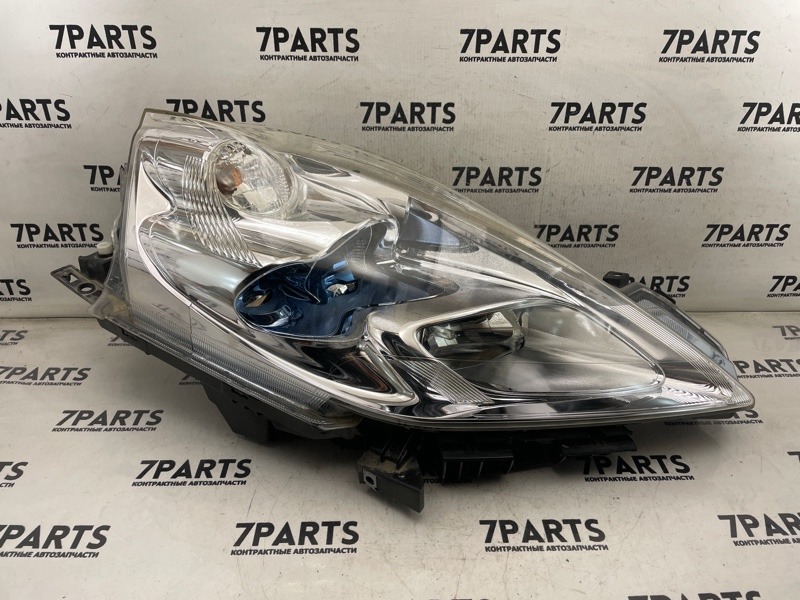 Фара NISSAN LEAF ZE0 EM61 2012 передняя правая (б/у)