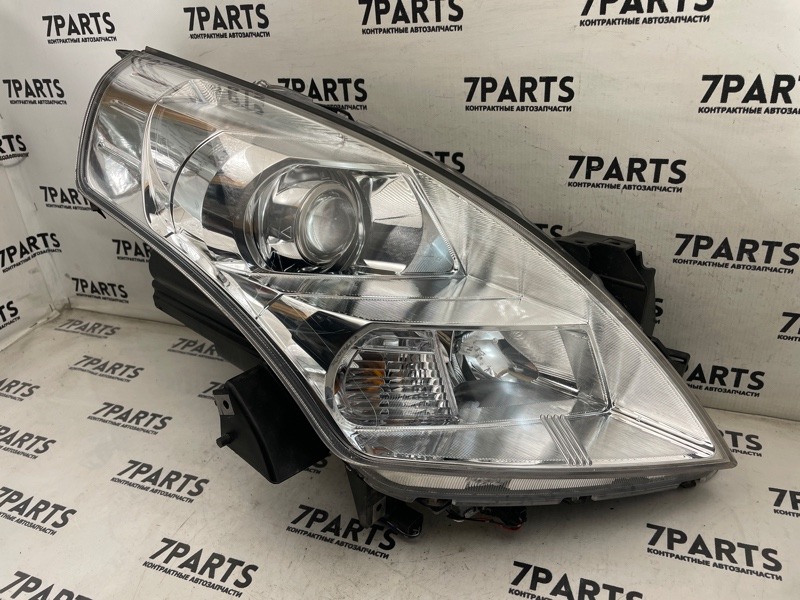Фара MAZDA MPV LY3P L3VE 2006 передняя правая (б/у)