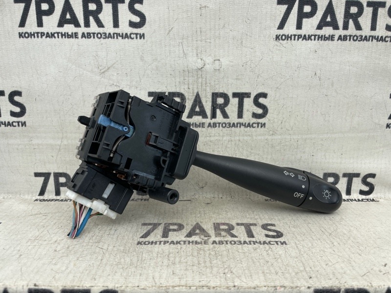 Гитара TOYOTA ISIS ZNM10 1ZZFE 2005 правая (б/у)