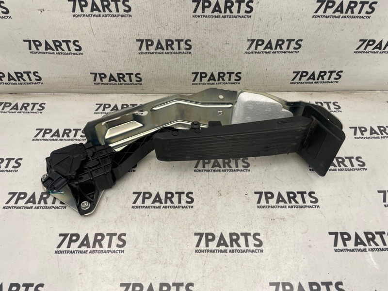 Педаль подачи топлива NISSAN FUGA PY50 VQ35HR 2008 (б/у)