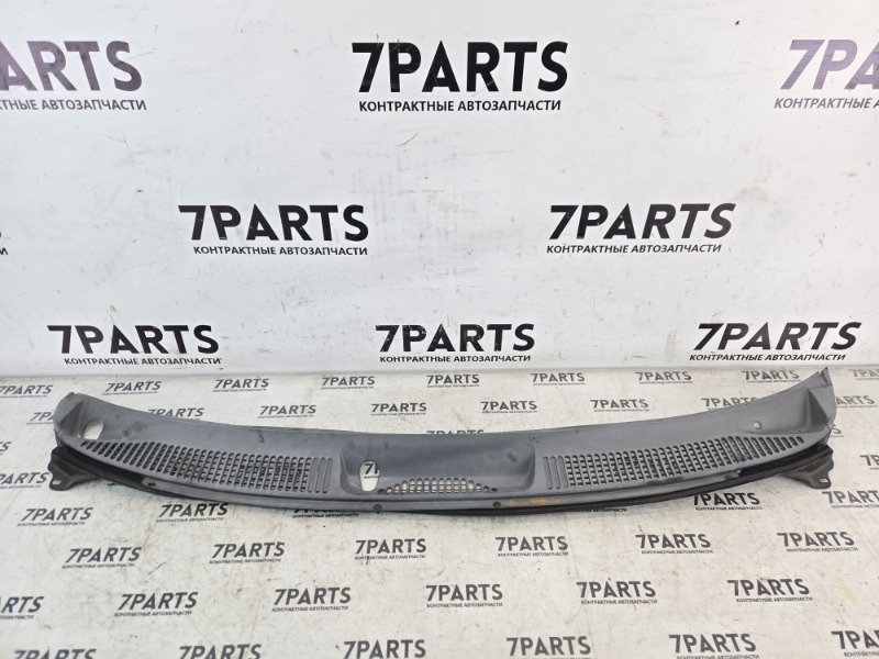 Решетка под лобовое стекло SUZUKI WAGON R SOLIO MA64S (б/у)