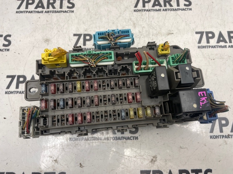 Блок предохранителей MITSUBISHI RVR N71W 4G93 2000 (б/у)