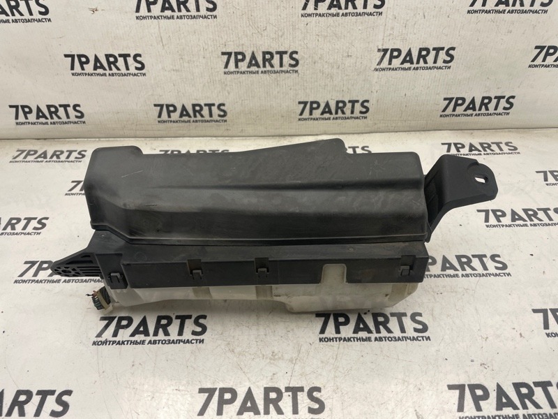 Блок предохранителей TOYOTA AVENSIS AZT250 1AZFSE 2003 (б/у)