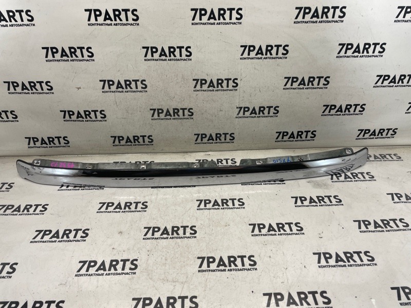 Накладка на капот TOYOTA COMFORT YXS10 (б/у)