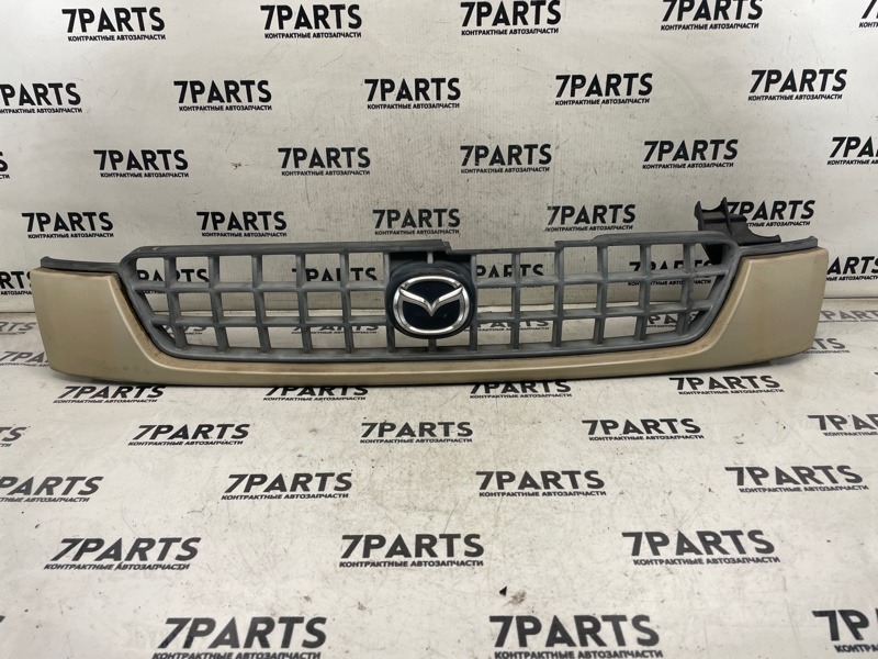 Решетка радиатора MAZDA DEMIO DW3W B3 1997 (б/у)