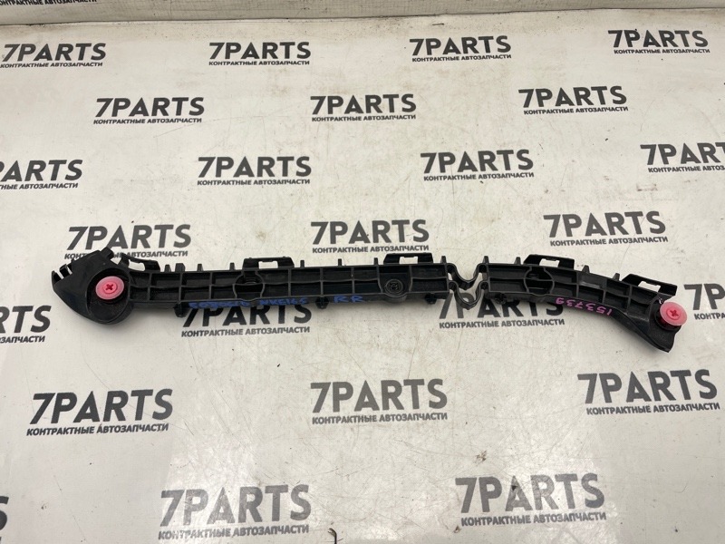 Крепление бампера TOYOTA COROLLA AXIO NKE165 1NZFXE 2016 заднее правое (б/у)