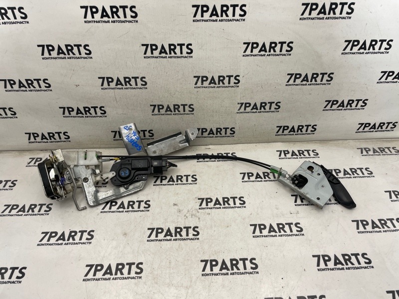 Замок двери MITSUBISHI FUSO CANTER FBA50 4P10 2015 передний правый (б/у)