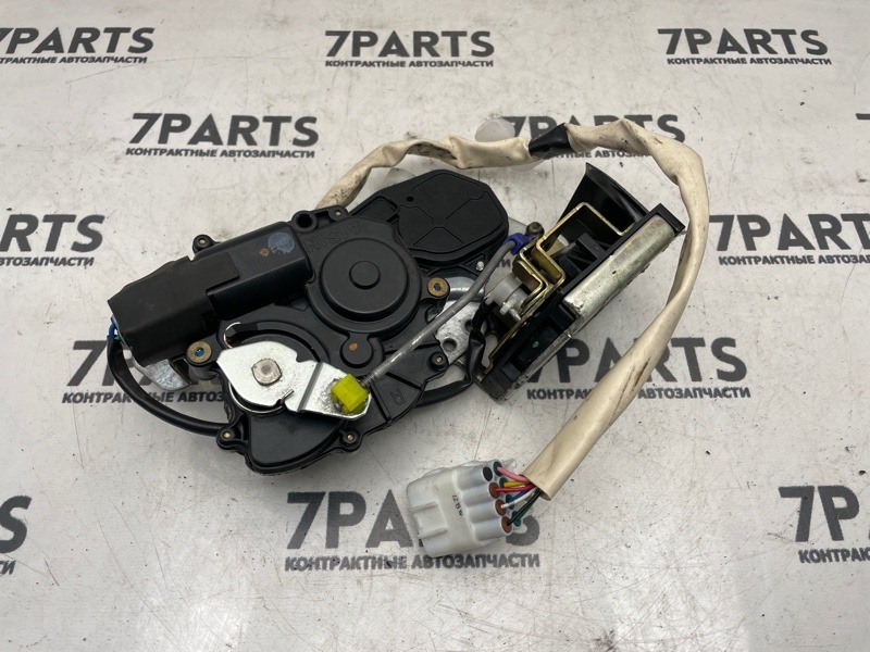 Замок двери TOYOTA ISIS ZNM10 1ZZFE 2008 передний левый (б/у)