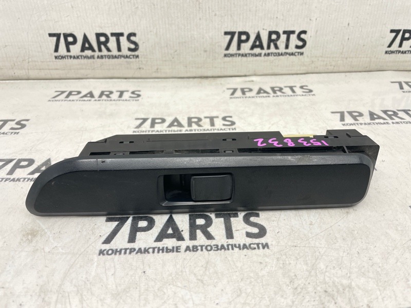 Блок упр. стеклоподьемниками MITSUBISHI FUSO CANTER FBA50 4P10 2015 передний левый (б/у)