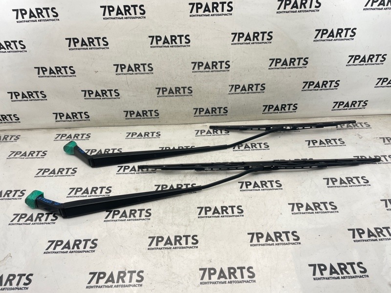 Держатель дворника TOYOTA AVENSIS AZT250 1AZFSE 2003 (б/у)