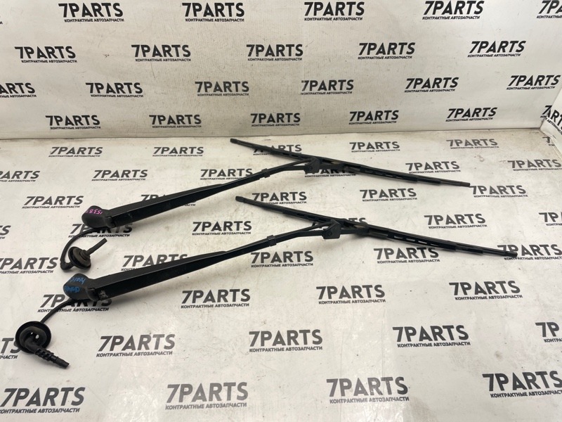 Держатель дворника MITSUBISHI FUSO CANTER FBA50 4P10 2015 (б/у)