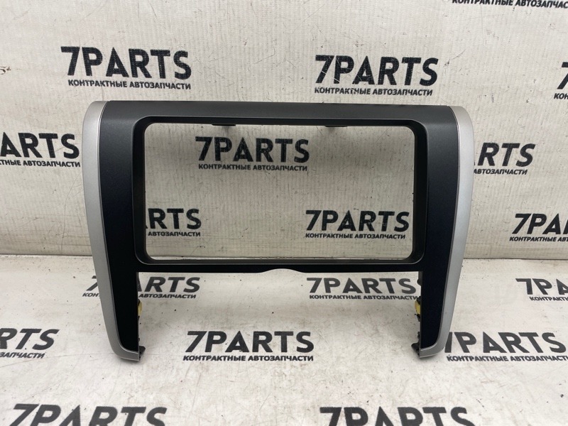 Консоль магнитофона TOYOTA PREMIO ZRT260 2ZRFAE 2011 (б/у)