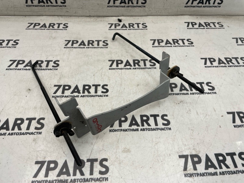 Крепление аккумулятора MITSUBISHI COLT PLUS Z27W 4G15T 2006 (б/у)