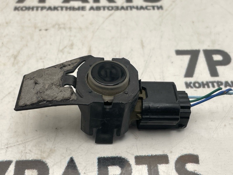 Датчик парковки NISSAN LEAF ZE1 передний левый (б/у)