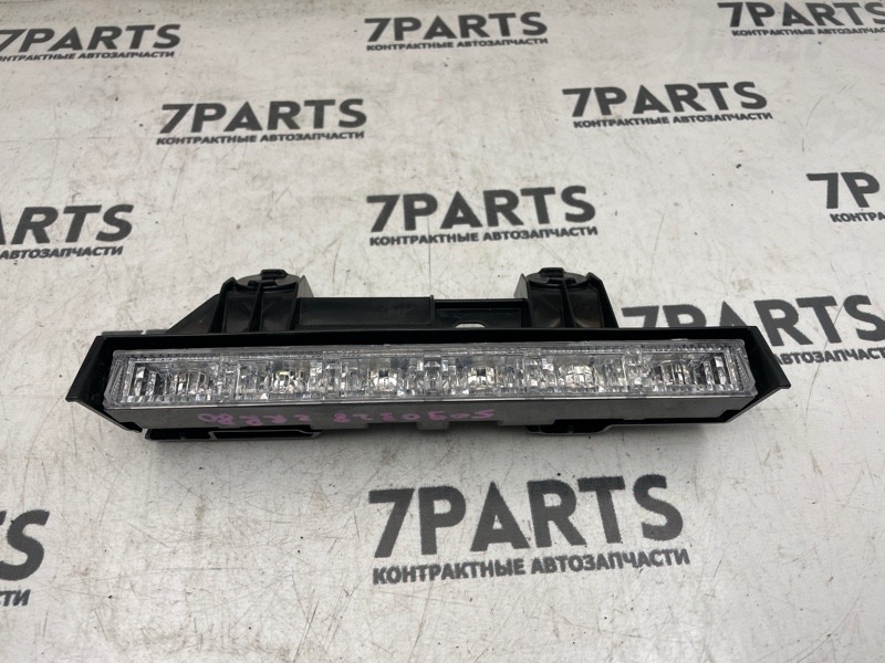 Стоп-сигнал в салоне TOYOTA VOXY ZRR80 3ZRFAE 2014 (б/у)