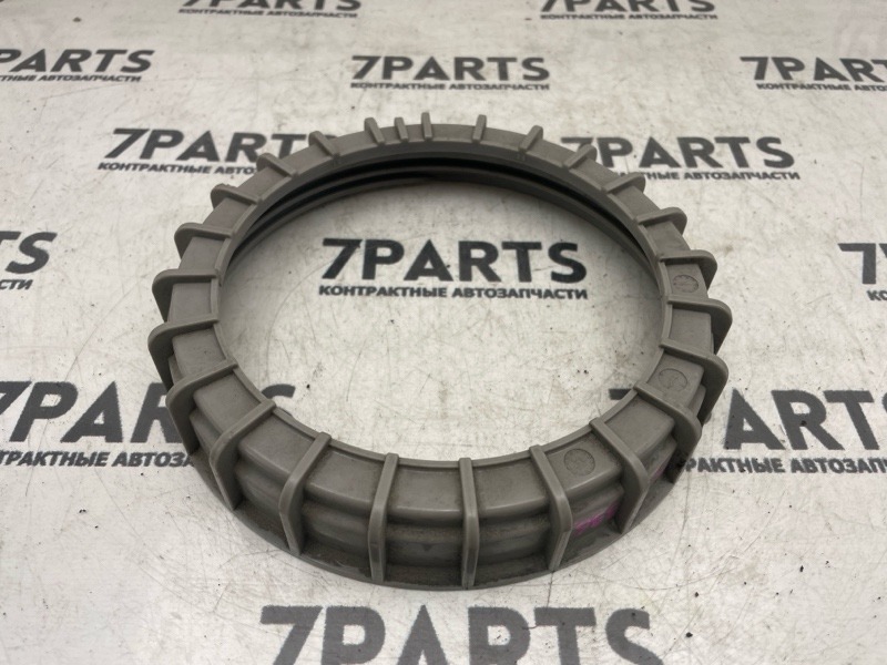 Гайка топливного насоса LEXUS CT200H ZWA10 2ZRFXE 2011 (б/у)