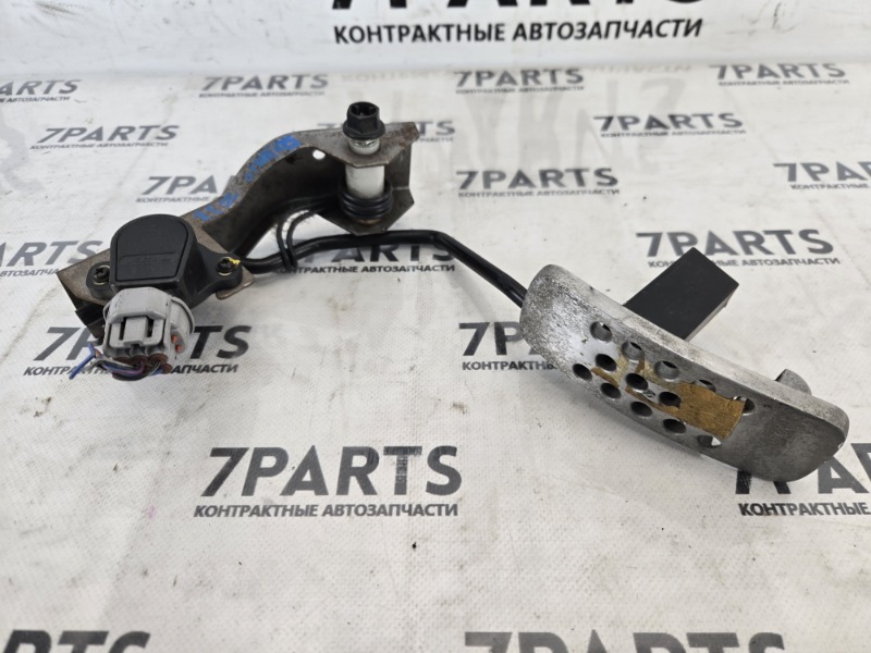 Педаль подачи топлива NISSAN FAIRLADY Z Z33 VQ35DE 2002 (б/у)