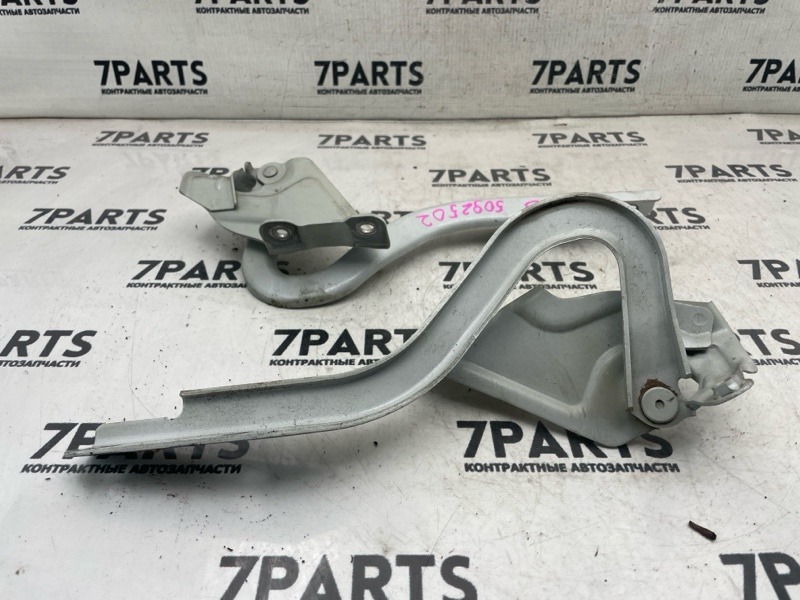 Крепление капота SUZUKI SWIFT ZC32S M16A Крепление капота SUZUKI SWIFT ZC32S M16A