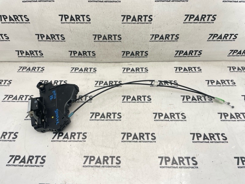 Замок двери передний правый TOYOTA ISIS 2007 ZNM10 1ZZFE 69030-33241 контрактная