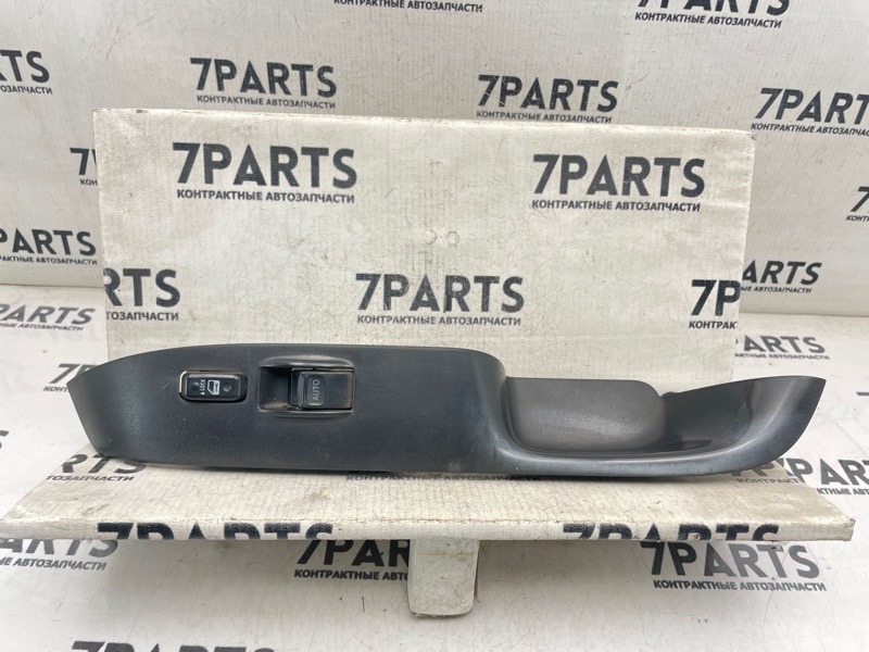 Блок упр. стеклоподьемниками передний правый TOYOTA BROBOX NCP50 84820-52111 контрактная