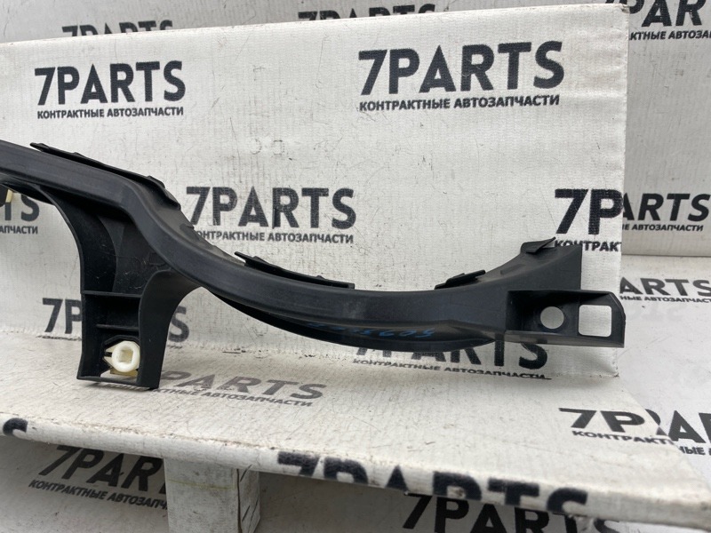 Крепление бампера заднее правое SUBARU BRZ ZC6 FA20DHWB9A