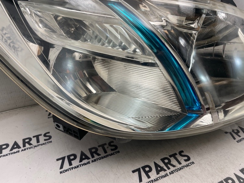 Фара передняя правая EXIGA 2008 YA4 EJ204JPJME