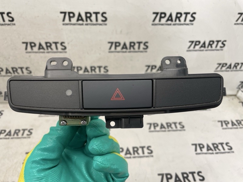 Кнопка MITSUBISHI GALANT FORTIS 2011 CY3A 4B10 контрактная