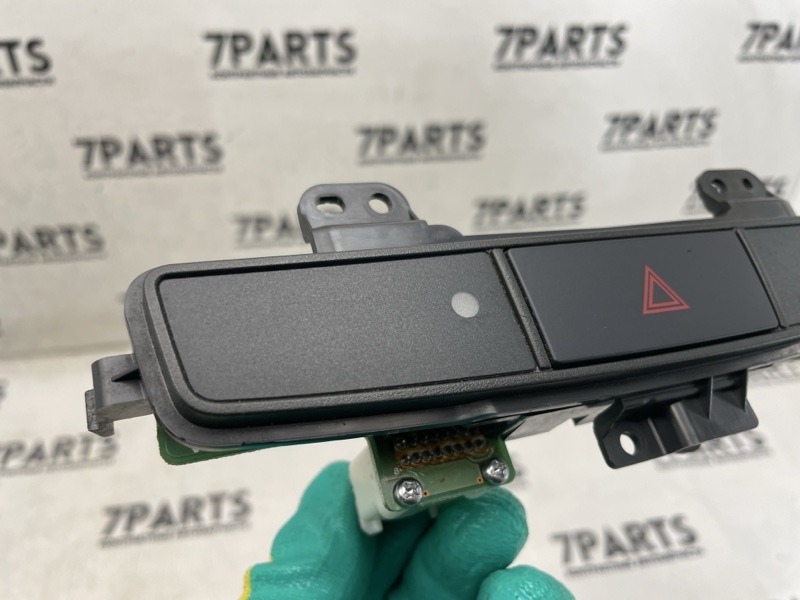 Кнопка GALANT FORTIS 2011 CY3A 4B10
