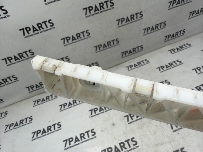 Крепление бампера заднее правое GALANT FORTIS 2011 CY3A 4B10 Крепление бампера заднее правое GALANT FORTIS 2011 CY3A 4B10