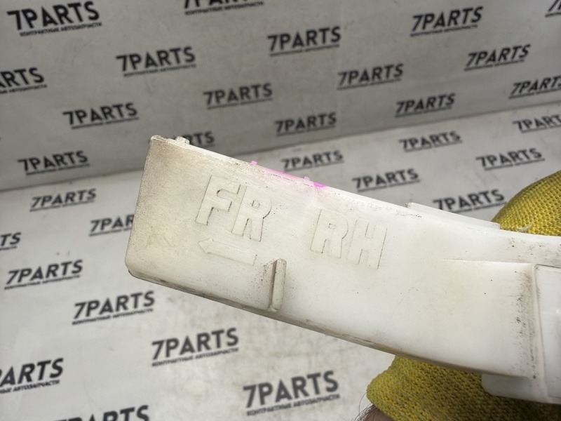 Крепление бампера заднее правое GALANT FORTIS 2011 CY3A 4B10 Крепление бампера заднее правое GALANT FORTIS 2011 CY3A 4B10