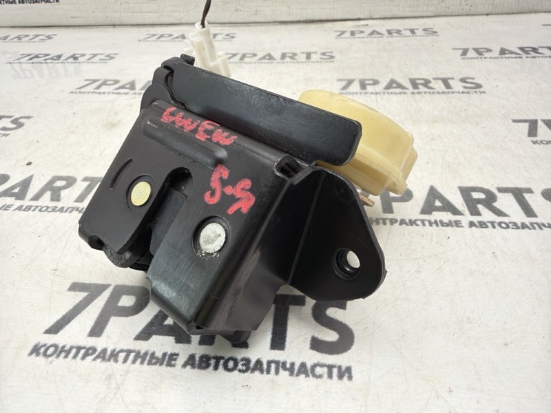 Замок 5-й двери MAZDA MPV LWEW FSDE