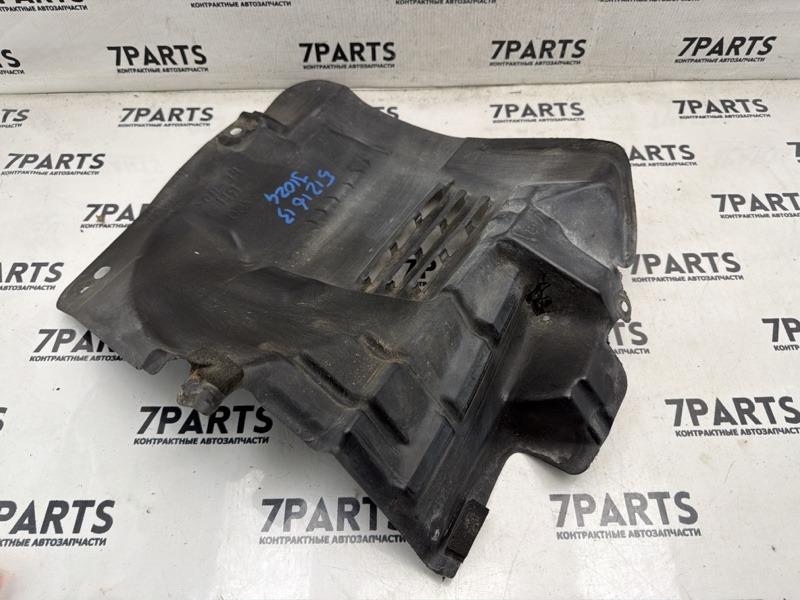 Подкрылок передний правый TERIOS J102G K3VET